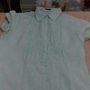 Bundle of 2 tops